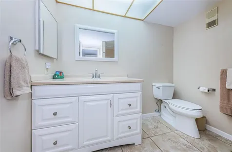 101 Mariner Drive Tarpon Springs FL 34689