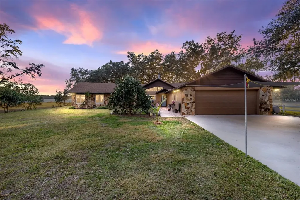 3576 SW Shorewood Drive Dunnellon FL 34431