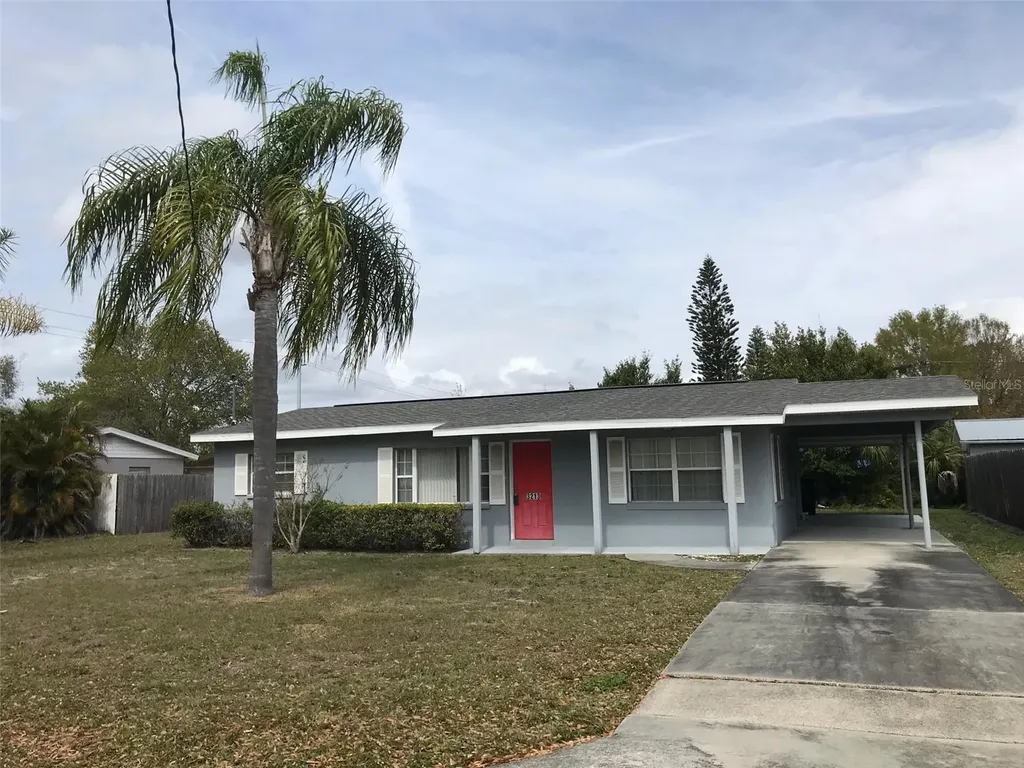 3213 W Rogers Avenue Tampa FL 33611