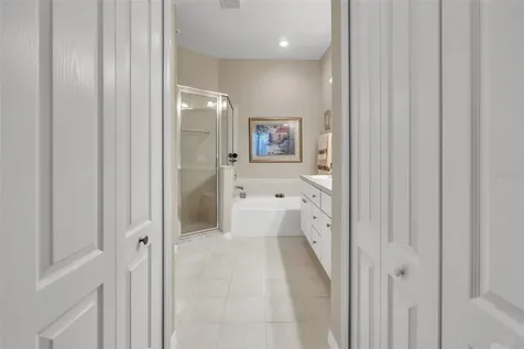8612 Snowy Owl Way Tampa FL 33647