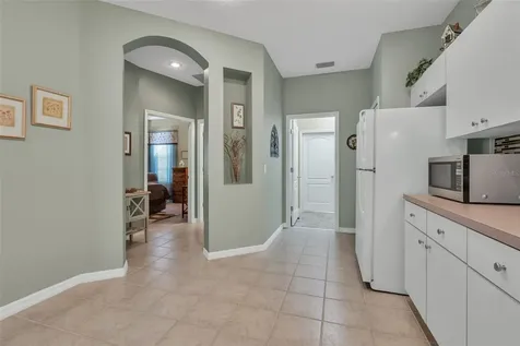 8612 Snowy Owl Way Tampa FL 33647