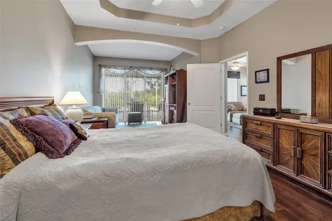 8612 Snowy Owl Way Tampa FL 33647