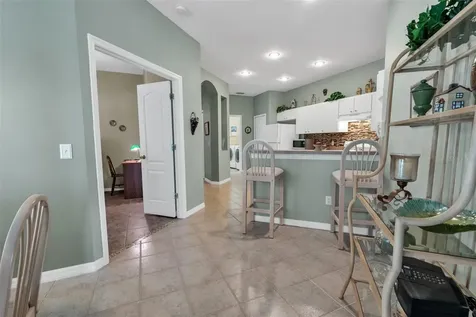 8612 Snowy Owl Way Tampa FL 33647