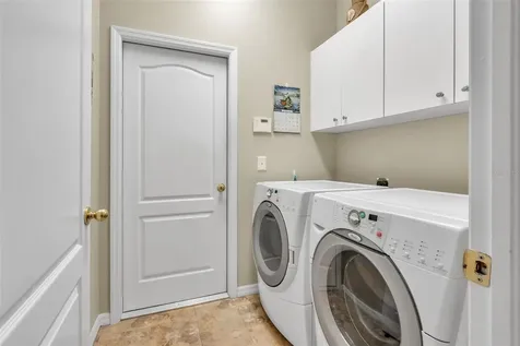 8612 Snowy Owl Way Tampa FL 33647