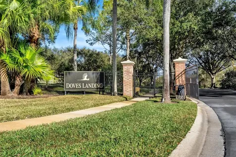 8612 Snowy Owl Way Tampa FL 33647