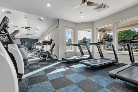 8612 Snowy Owl Way Tampa FL 33647