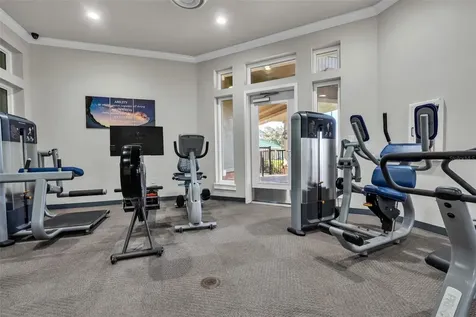 8612 Snowy Owl Way Tampa FL 33647