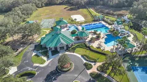 8612 Snowy Owl Way Tampa FL 33647