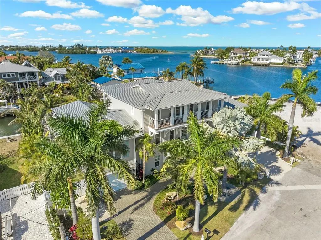 528 72nd Street Holmes Beach FL 34217