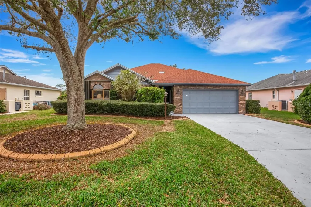 4874 Hamlets Grove Drive Sarasota FL 34235