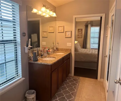 16611 Kingletside Court Lithia FL 33547