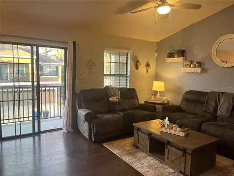 16611 Kingletside Court Lithia FL 33547