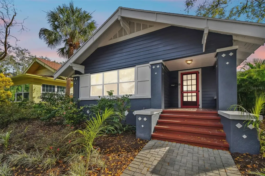 246 16th Avenue NE St Petersburg FL 33704