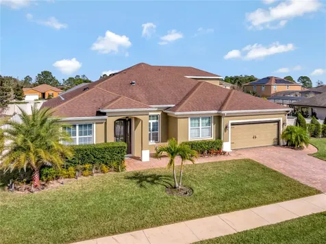 9724 Royal Vista Avenue Clermont FL 34711