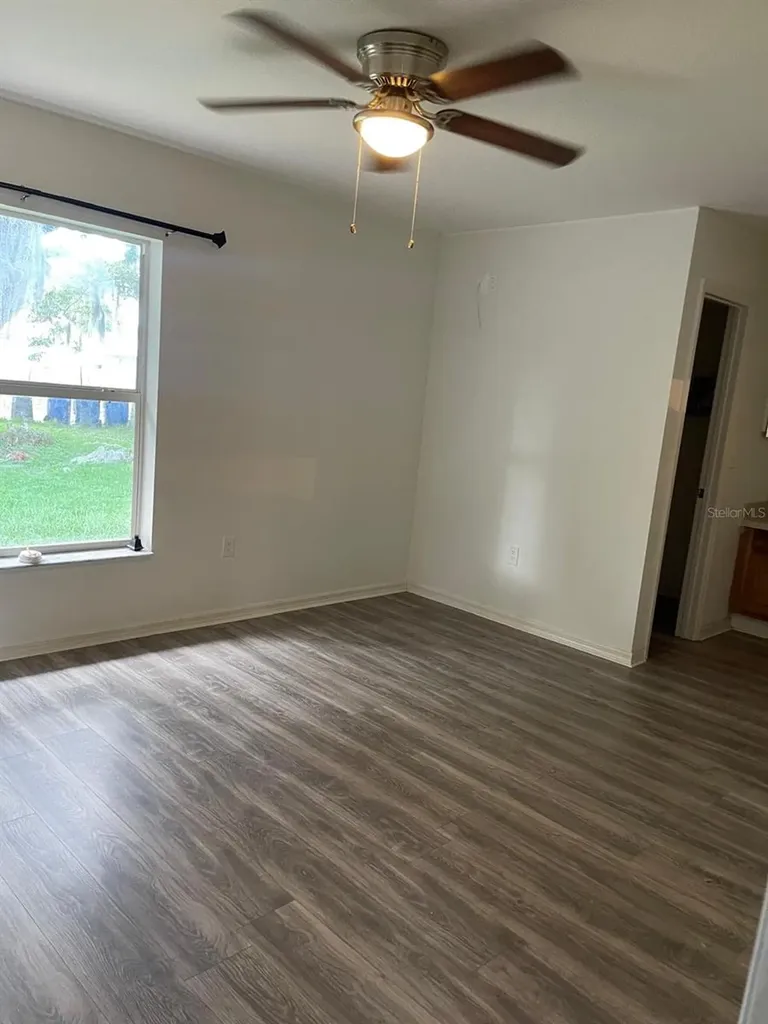 407 NW 8th Street Mulberry FL 33860