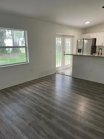 407 NW 8th Street Mulberry FL 33860