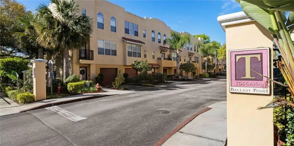 3112 Toscana Circle Tampa FL 33611