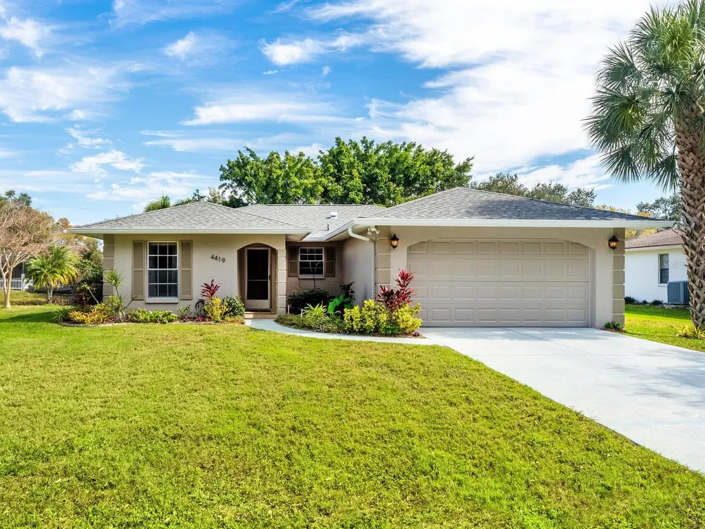 4419 Meadow Creek Circle Sarasota FL 34233