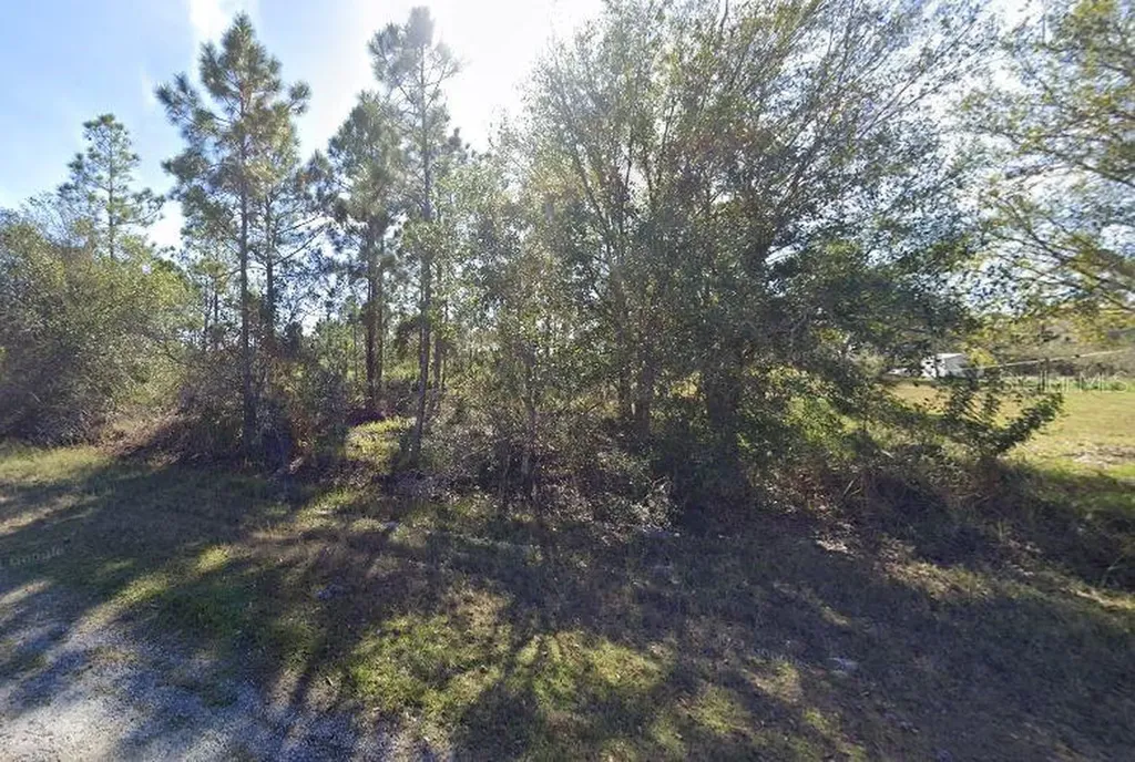 519 Laguna Drive Indian Lake Estates FL 33855