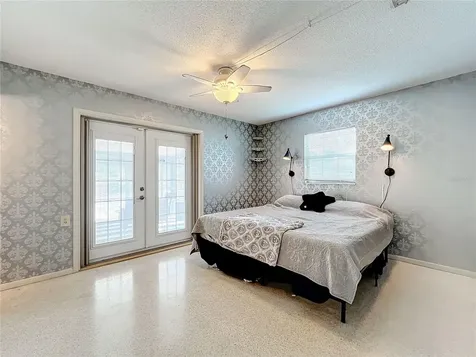 3211 33rd Street Court W Bradenton FL 34205