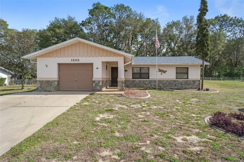 1222 S Highlands Avenue Inverness FL 34452