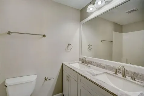 1023 34th Avenue W Bradenton FL 34205