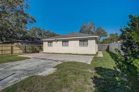 1023 34th Avenue W Bradenton FL 34205