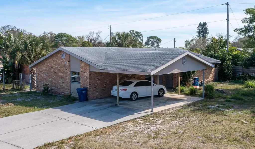 3328 51st Avenue Drive W Bradenton FL 34207
