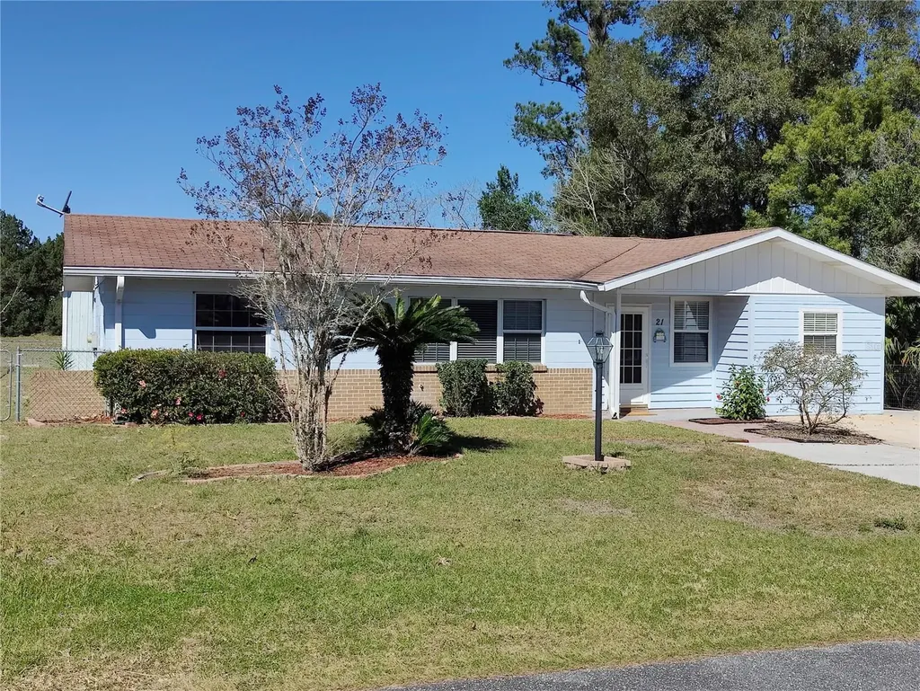21 Lake Court Loop Ocala FL 34472