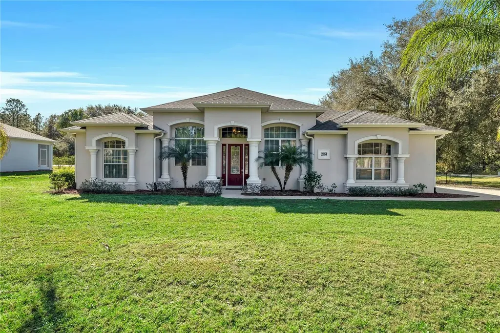 204 Hanging Moss Lane Lady Lake FL 32159
