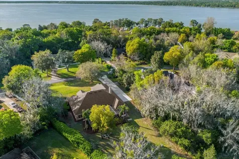 15828 Chestnut Lane Tavares FL 32778