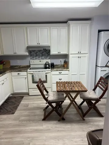 108 Pinehurst Drive Bradenton FL 34210