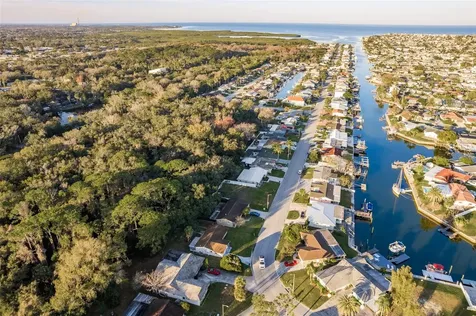 4864 Shell Stream Boulevard New Port Richey FL 34652