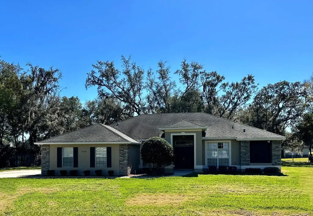 25520 Lido Avenue Sorrento FL 32776