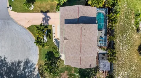 1307 91st Court NW Bradenton FL 34209
