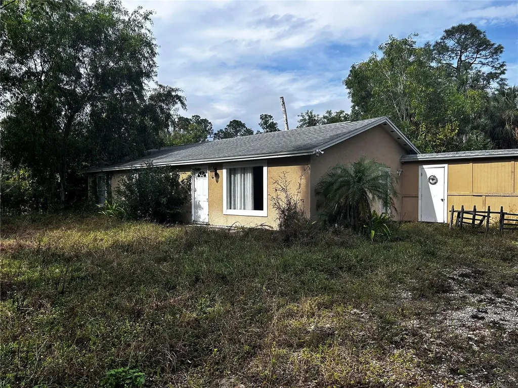 5021 Hickory Wood Drive Naples FL 34119