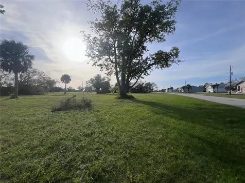 16811 Acapulco Road Punta Gorda FL 33955