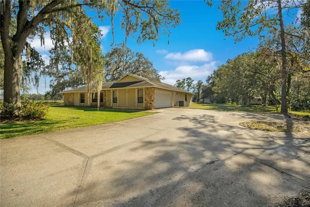2245 Curryville Road Chuluota FL 32766