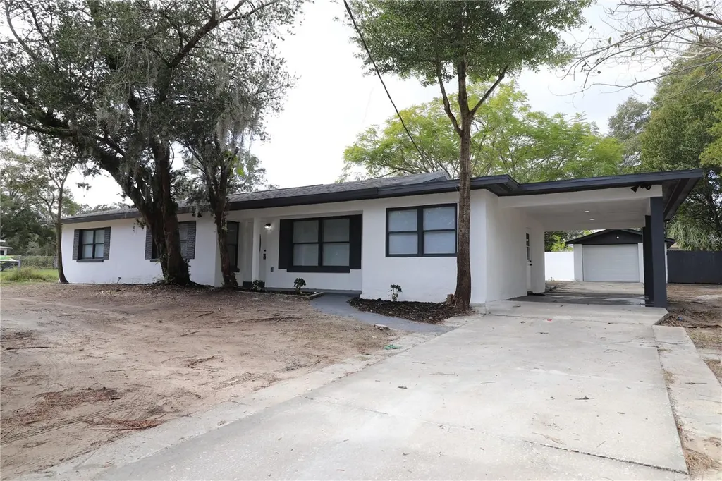 1310 Lakewood Drive Brandon FL 33510