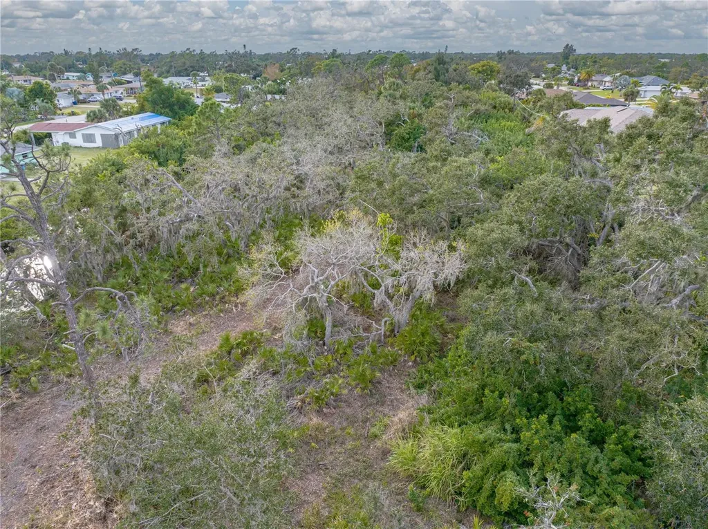 Stratford Road Englewood FL 34223