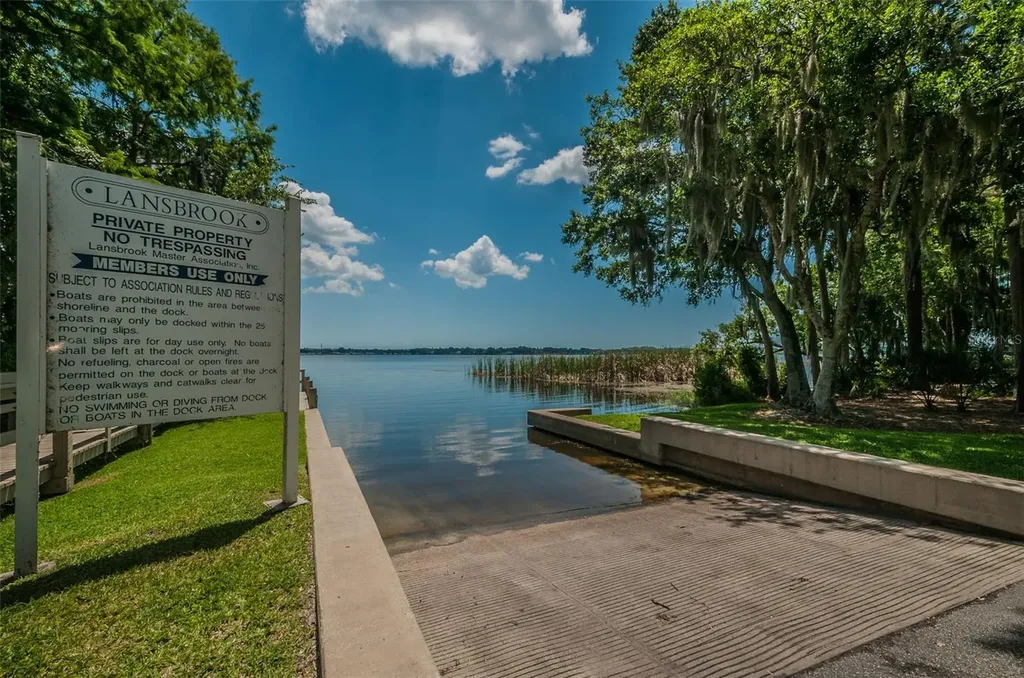 4445 Lansbrook Parkway Palm Harbor FL 34685