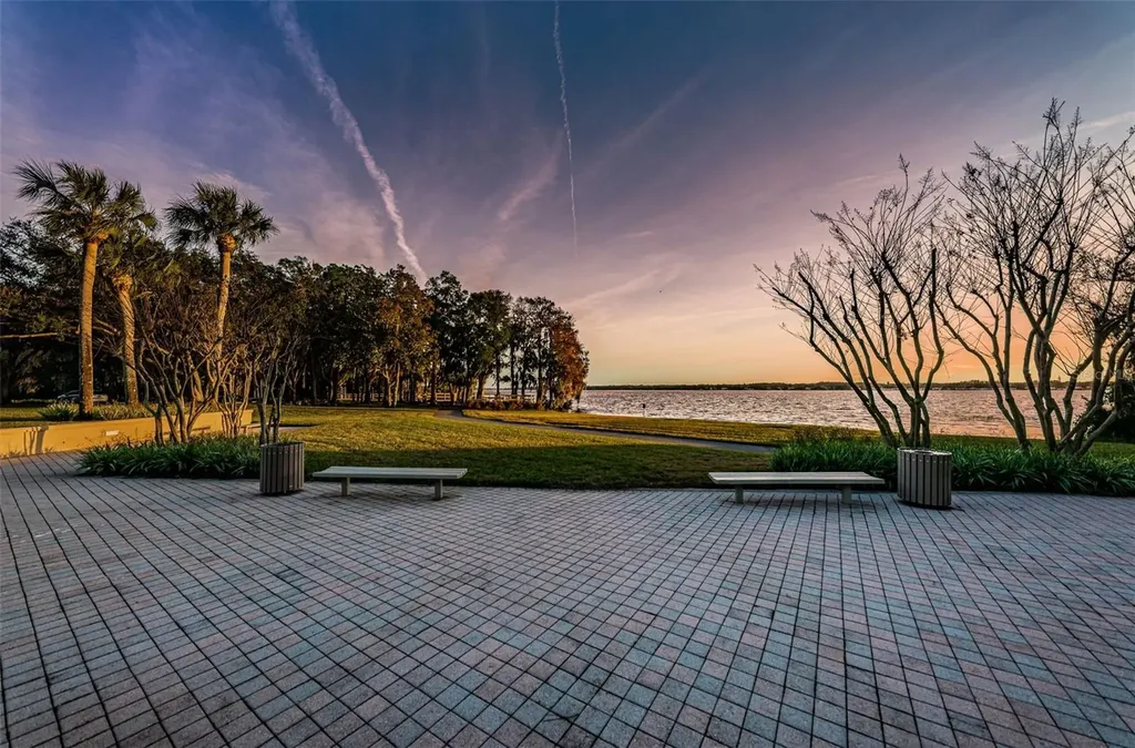 4445 Lansbrook Parkway Palm Harbor FL 34685