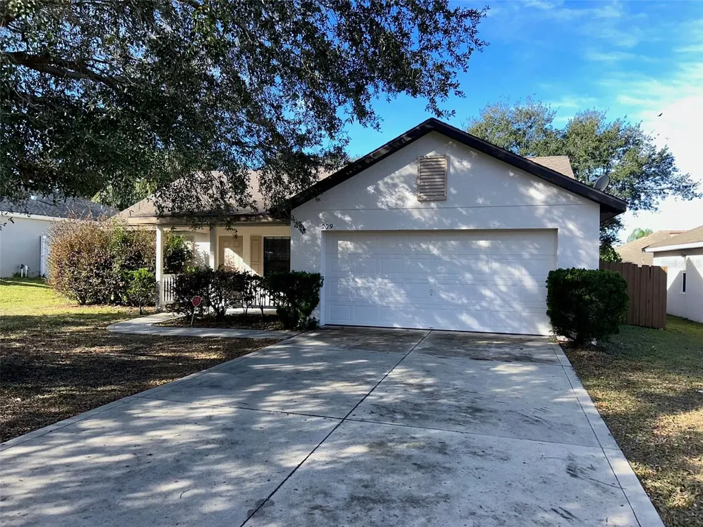 209 Goldie Street Leesburg FL 34748