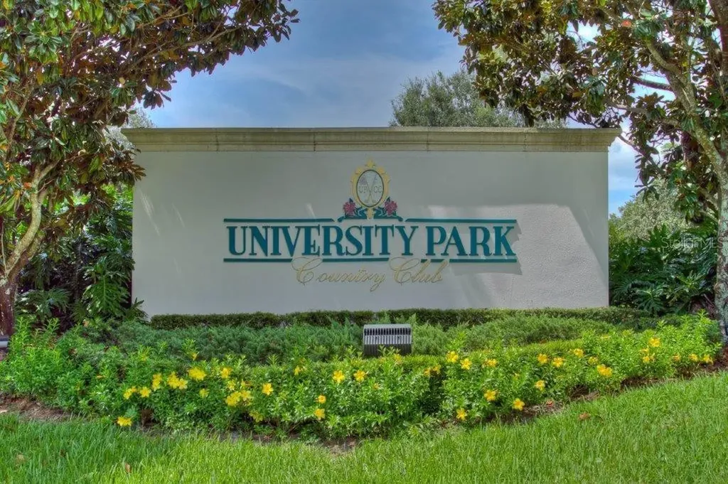 7101 Victoria Circle University Park FL 34201