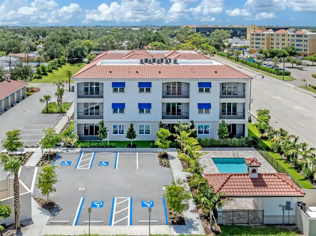 787 S. Tamiami Trail Venice FL 34285