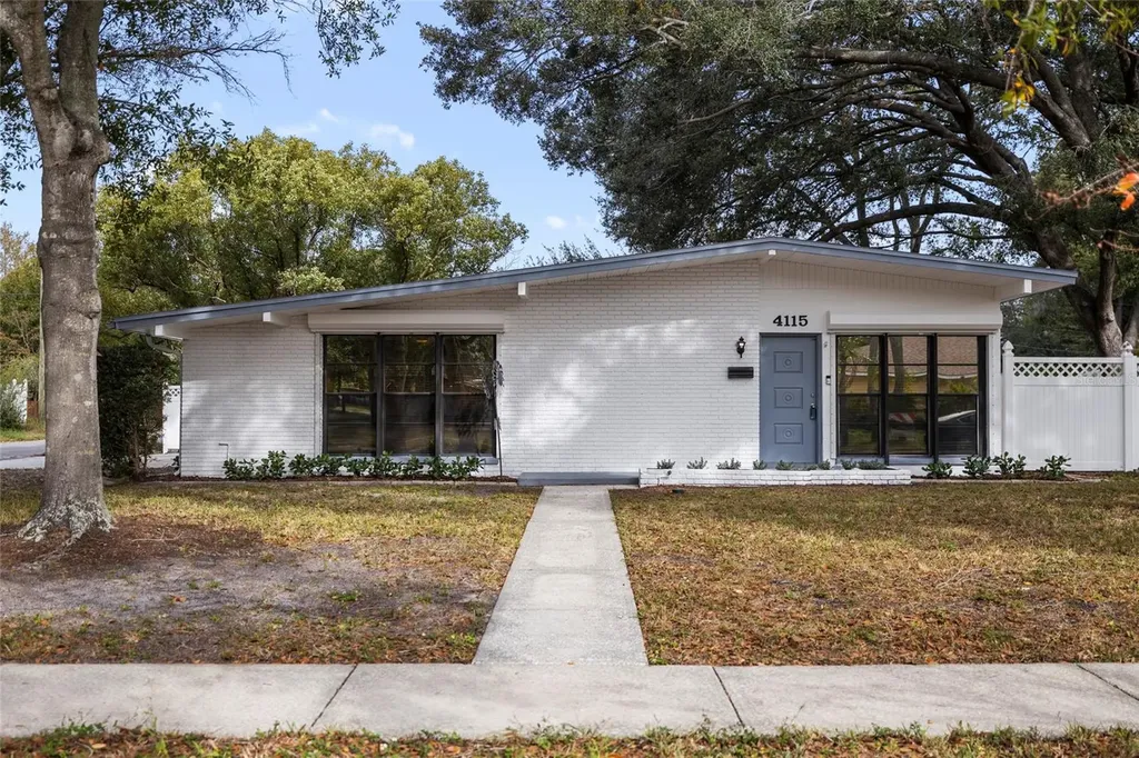 4115 W Wisconsin Avenue Tampa FL 33616