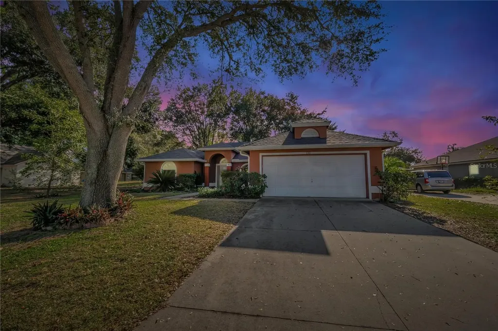 282 Hidden View Drive Groveland FL 34736