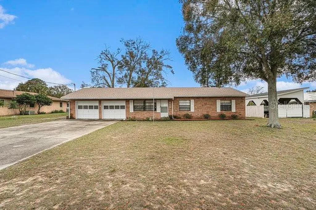 345 E Sanford Street Lake Alfred FL 33850