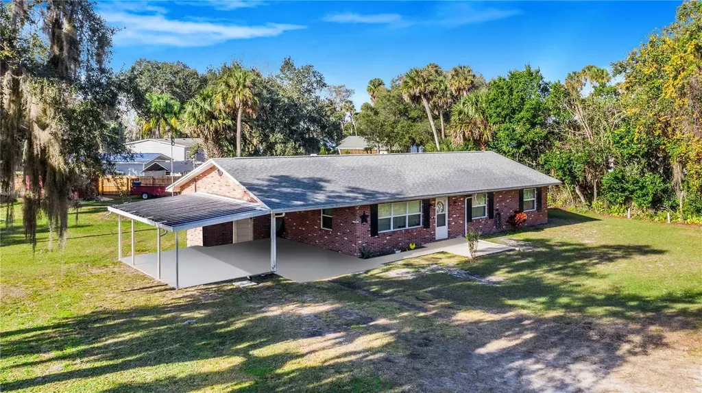 1013 W Lake Marion Road Haines City FL 33844