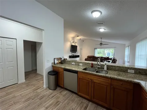 2977 2nd Street E Bradenton FL 34208